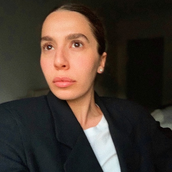 Meet your Posher, Batsheva - Picture 2 of 4